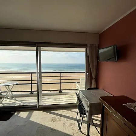 Apartment Confortable Avec Balcon Face A La Aux Sables-d'olonne - Fr-1-197-611 *