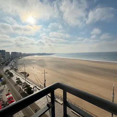 Confortable Avec Balcon Face A La Aux Sables-d'olonne - Fr-1-197-611 Apartment Les Sables-d'Olonne